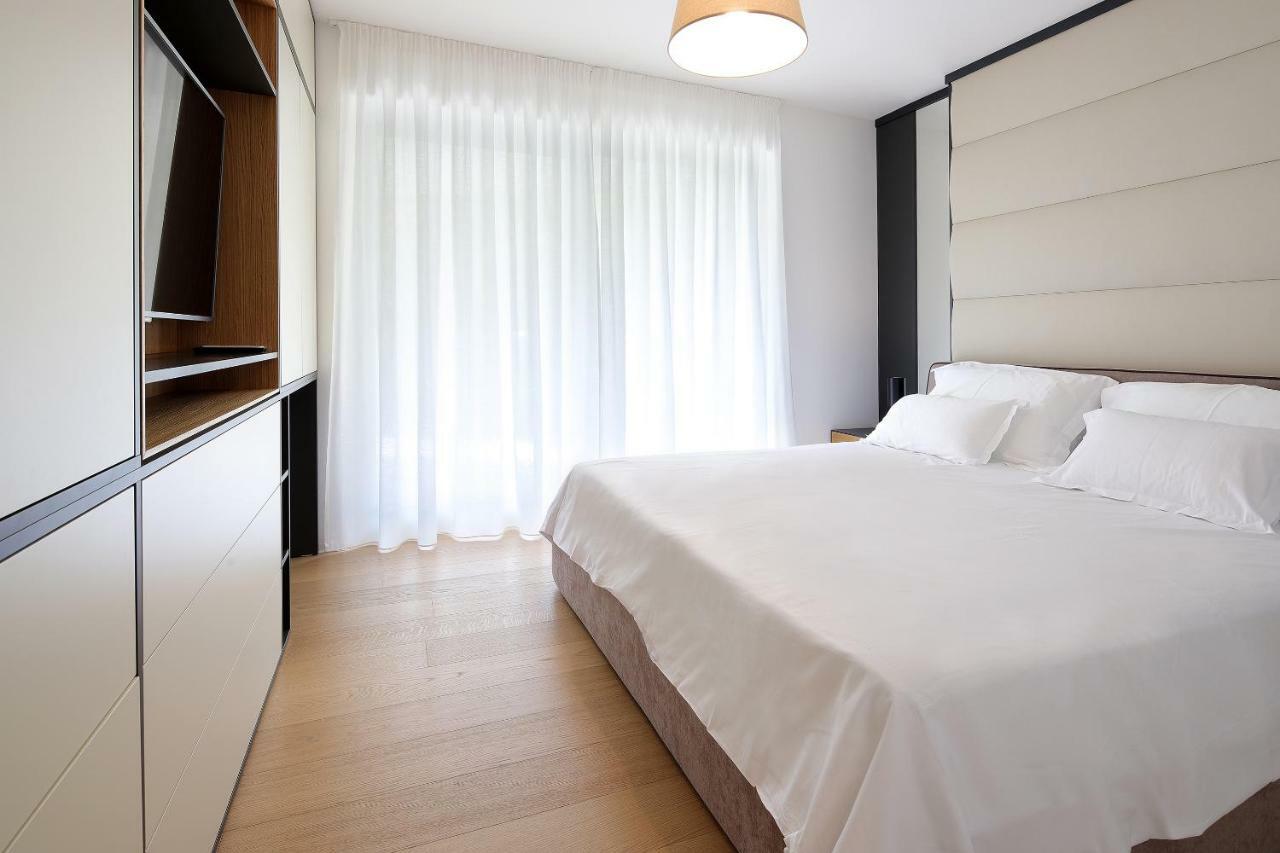 New Apartment With Swimming Pool Near The Beach Ičići Buitenkant foto